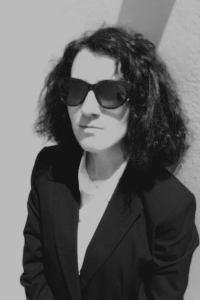 Η Καλλιρρόη Βολονάκη με εμπειρία σε ελληνική startup, πιστοποιημένη digital marketer από το Facebook και έχοντας διαβάσει πάνω από 30 βιβλία για Marketing, πωλήσεις και business και θα συμμετέχει σαν νέα web content writer στην ομάδα του Agoralogies